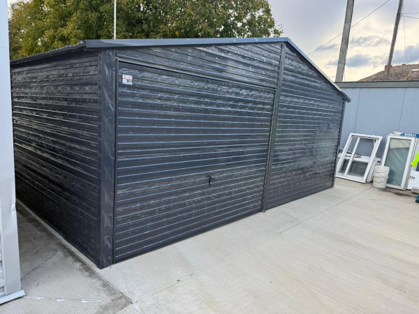 Plechová garáž ELEGANT 6x6m BLACK 4