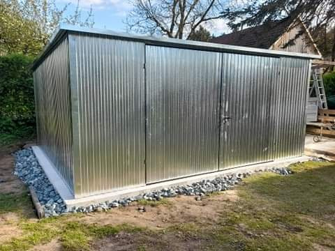 Plechová garáž 5x4 m zinok s dvojkrídlovou bránou 5