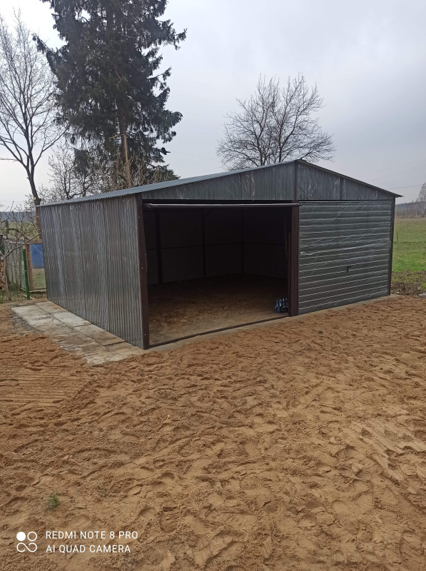 Plechová dvojgaráž 6x6 m grafitová BTX7016 so sedlovou strechou 1