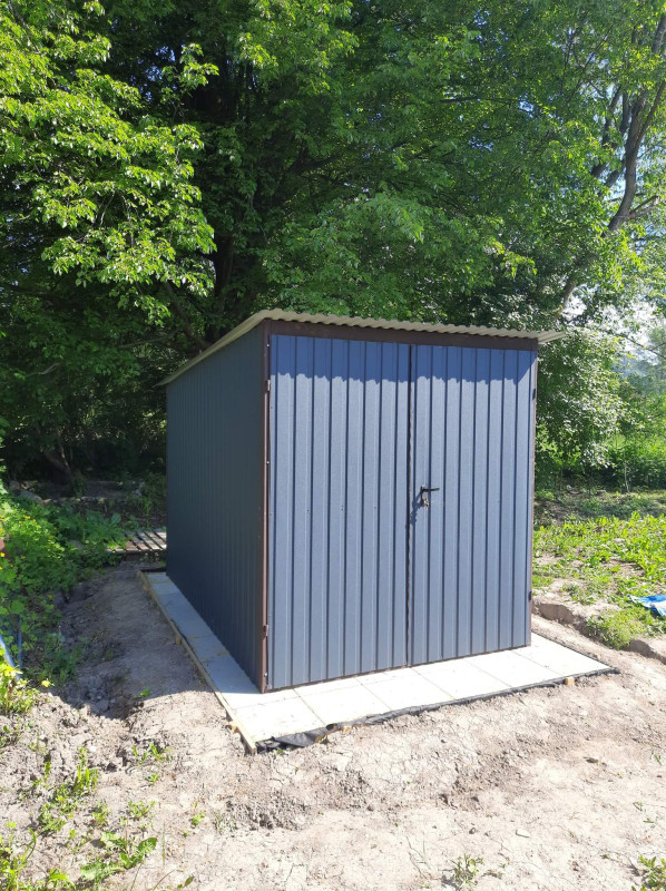 Plechová garáž 2×3 m | RAL7016 | Spád dozadu | ANTRACIT 2