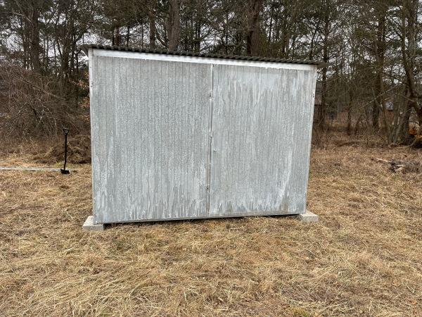 Plechová garáž 2. triedy 3×3 m – praktický sklad pre záhradu a dom