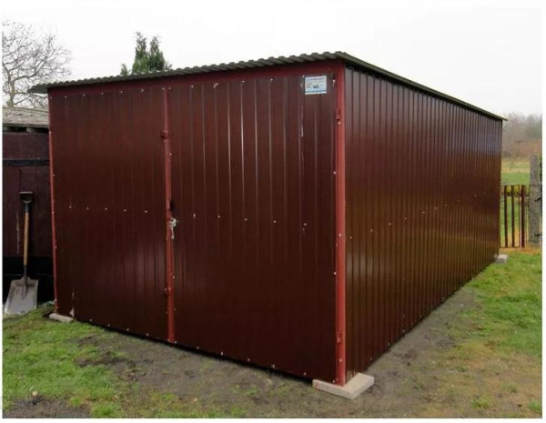 Plechová garáž 3x5m RAL8017 tmavá hnedá 1