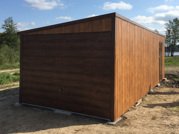 Plechová garáž 3×8 m WOODLINE - drevodekor spád na bok
