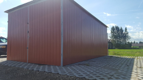 Plechová garáž 3x5m RAL8004 bledá hnedá 3