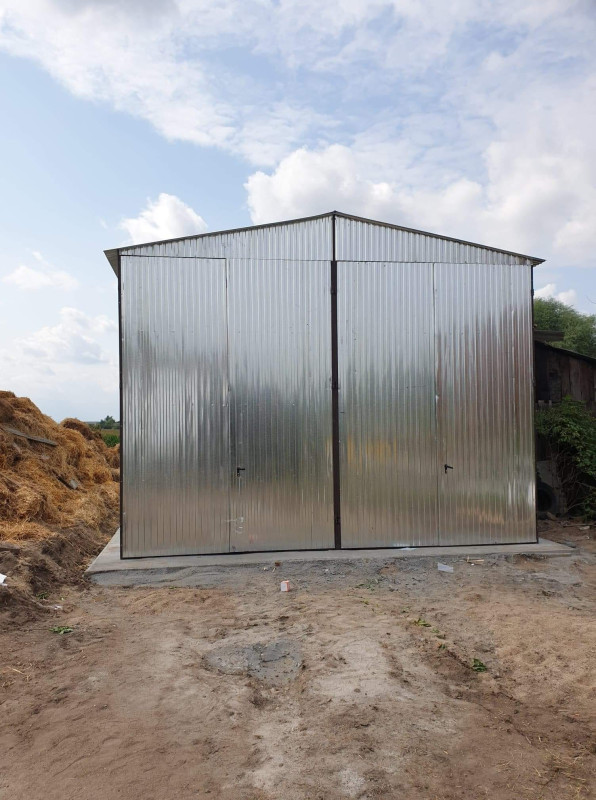 Montovaná pozinkovaná plechová hala 6×12 m – výška prejazdu 4 m 5