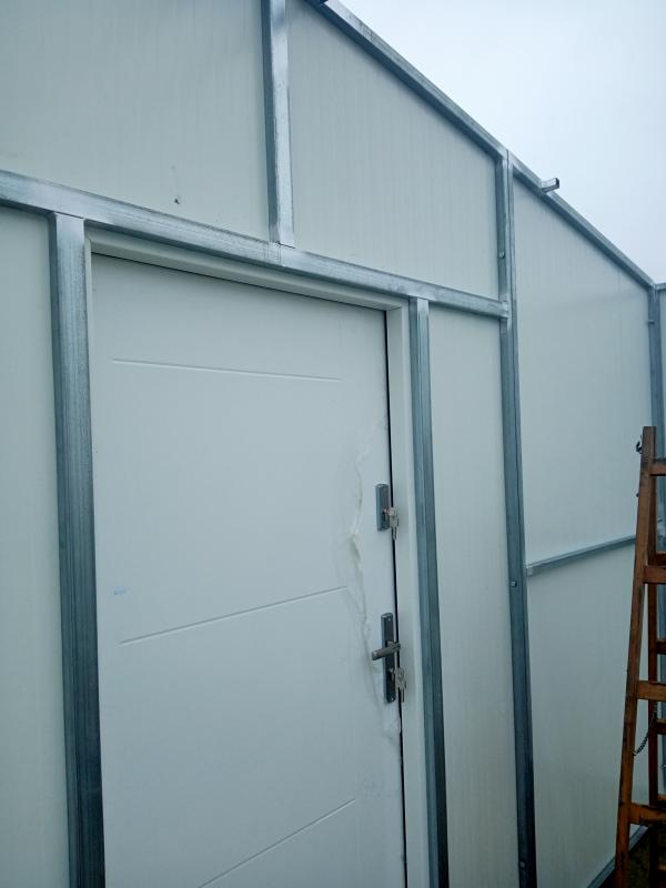 Montovaná garáž z PUR panelov 5 x 6m