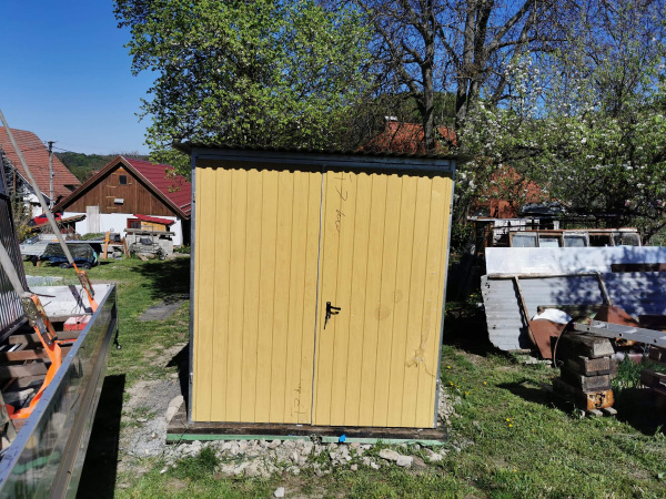 Plechová garáž 2x5 m piesková RAL1002 so spádom strechy dozadu 3