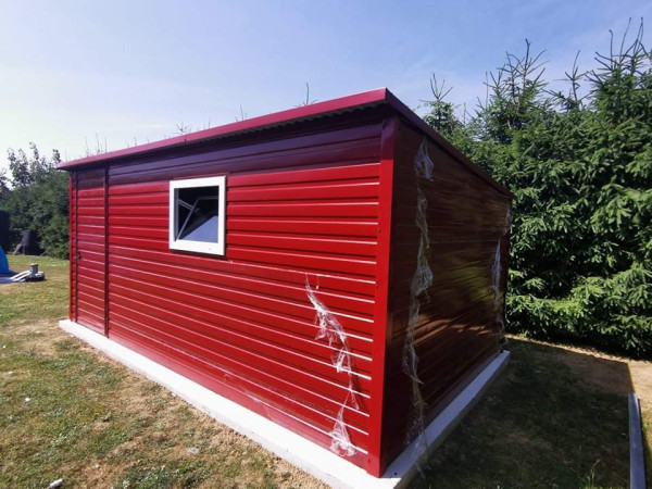 ZÁHRADNÝ DOMČEK 5×3 m | RAL3011 ČERVENÝ 7