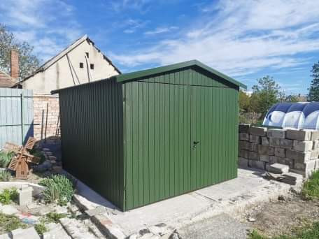 Plechová garáž 3×5 m – sedlová strecha | ZELENÁ RAL 6005