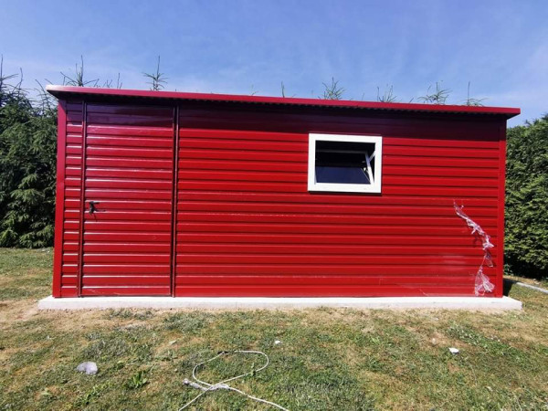 ZÁHRADNÝ DOMČEK 5×3 m | RAL3011 ČERVENÝ 2