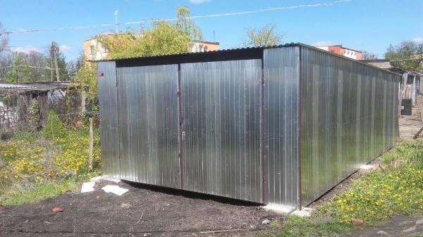 Plechová garáž 4,5x6,5m