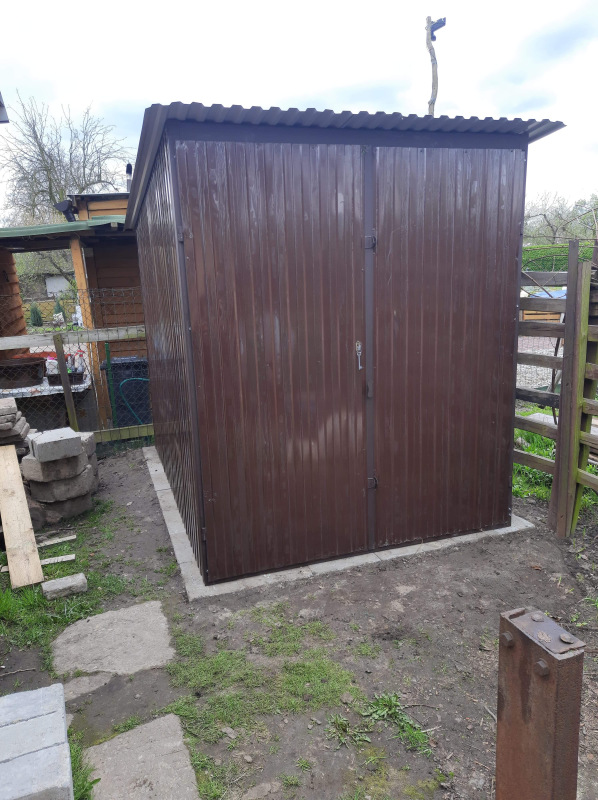 Plechová garáž 2x3 m RAL8017 tmavá hnedá 5