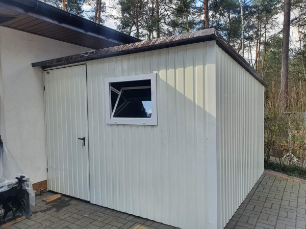 Záhradný domček 2,5×2,5 m biely RAL 9010 2