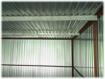 Pozinkovaná plechová garáž 3×5 m – klasika s montážou 5