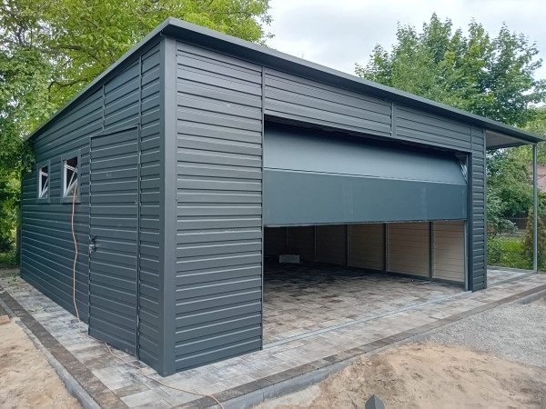 Plechová garáž 5,8 × 6 m + bočný prístrešok 2,5 m | SPG_0004 6